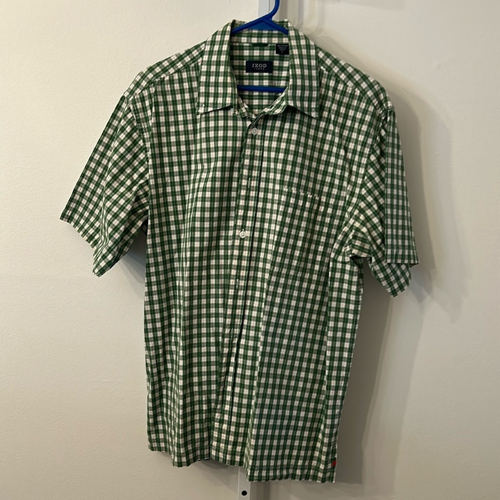 Izod short sleeve shirt